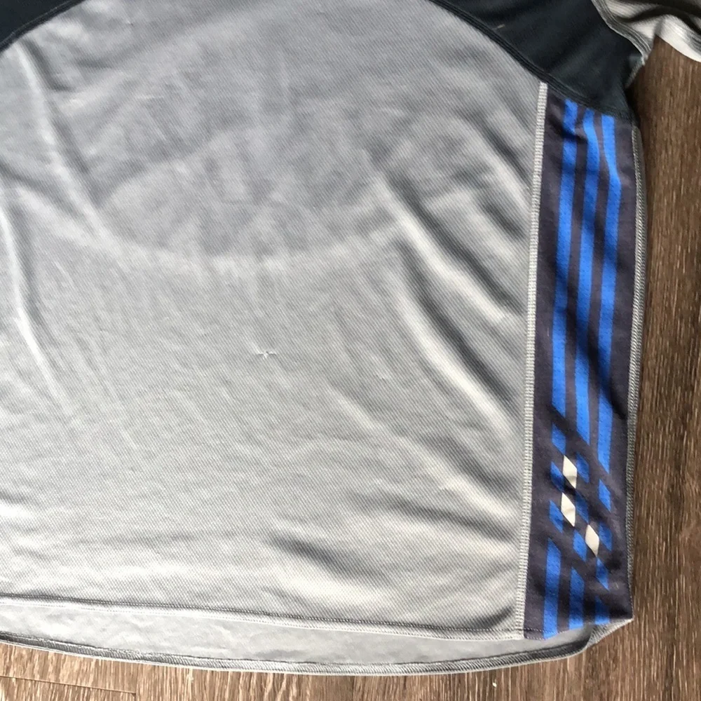 Vintage 2002 Adidas Shirt Jersey